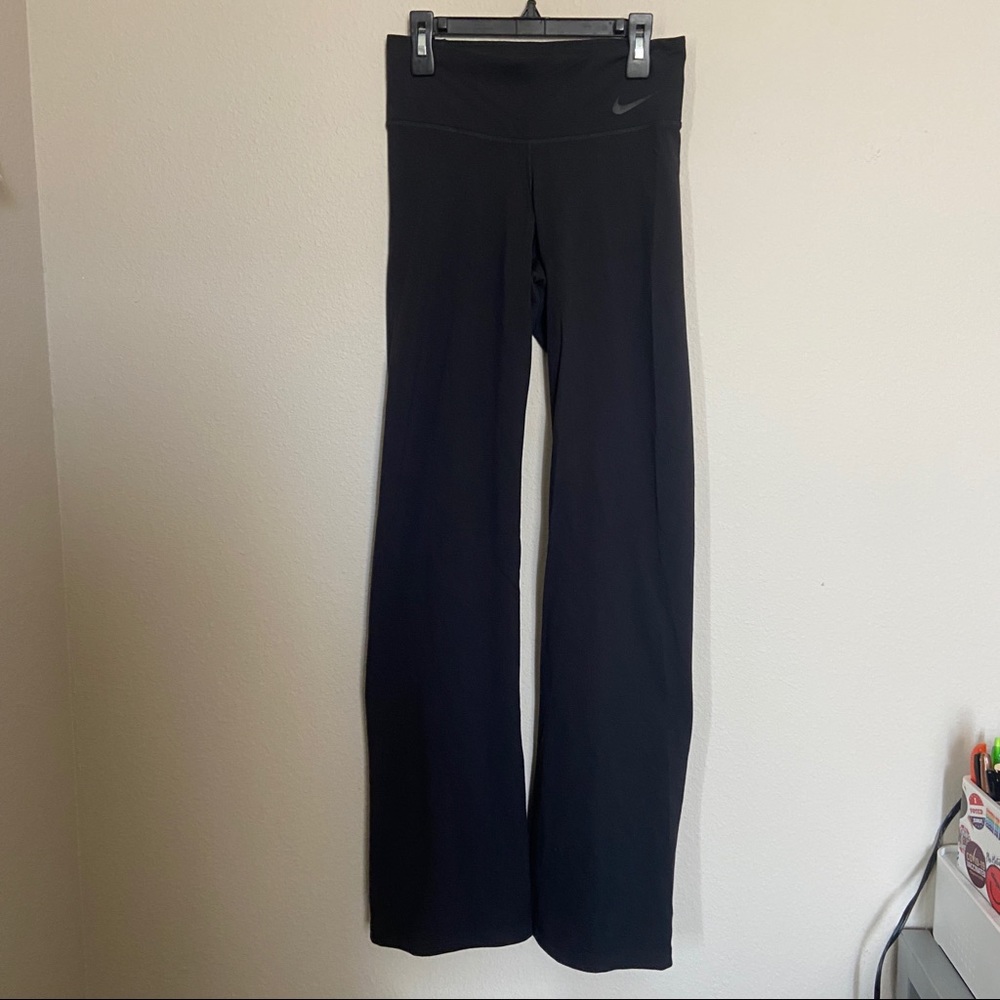 NIKE YOGA PANTS
